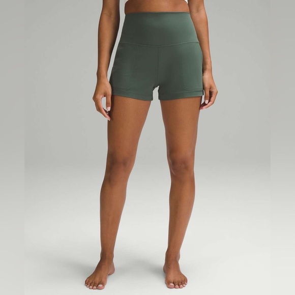C - Lululemon Align Classic-Fit High-Rise Short 3" - Picture 2 of 5